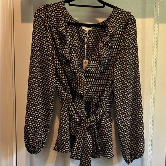 Max Studio Black and White Geometric Midi Skirt and Wrap Top Set - Picture 2 of 9